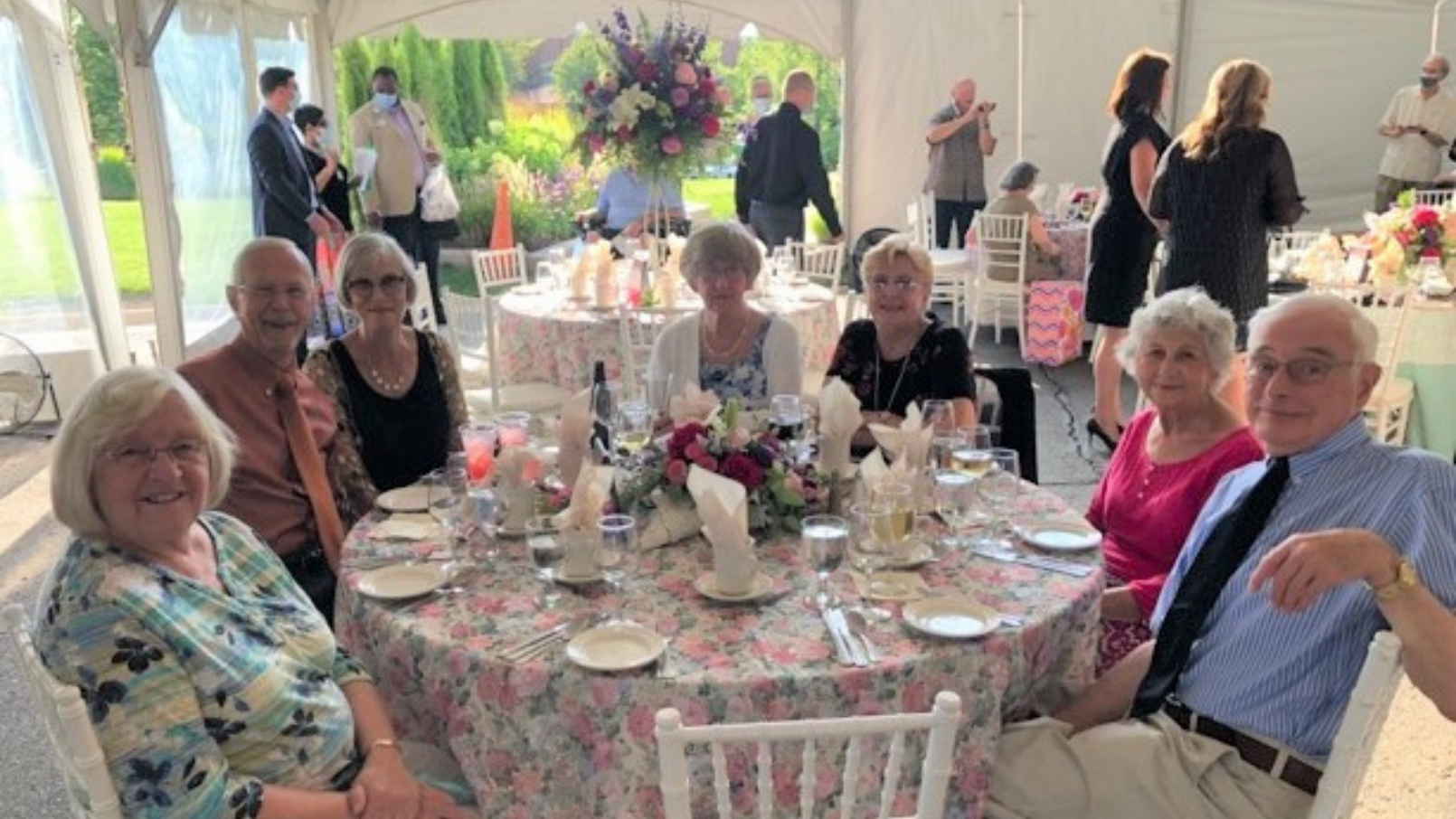 Fox Run Celebrates Successful Gala Fox Run Celebrates Successful Gala