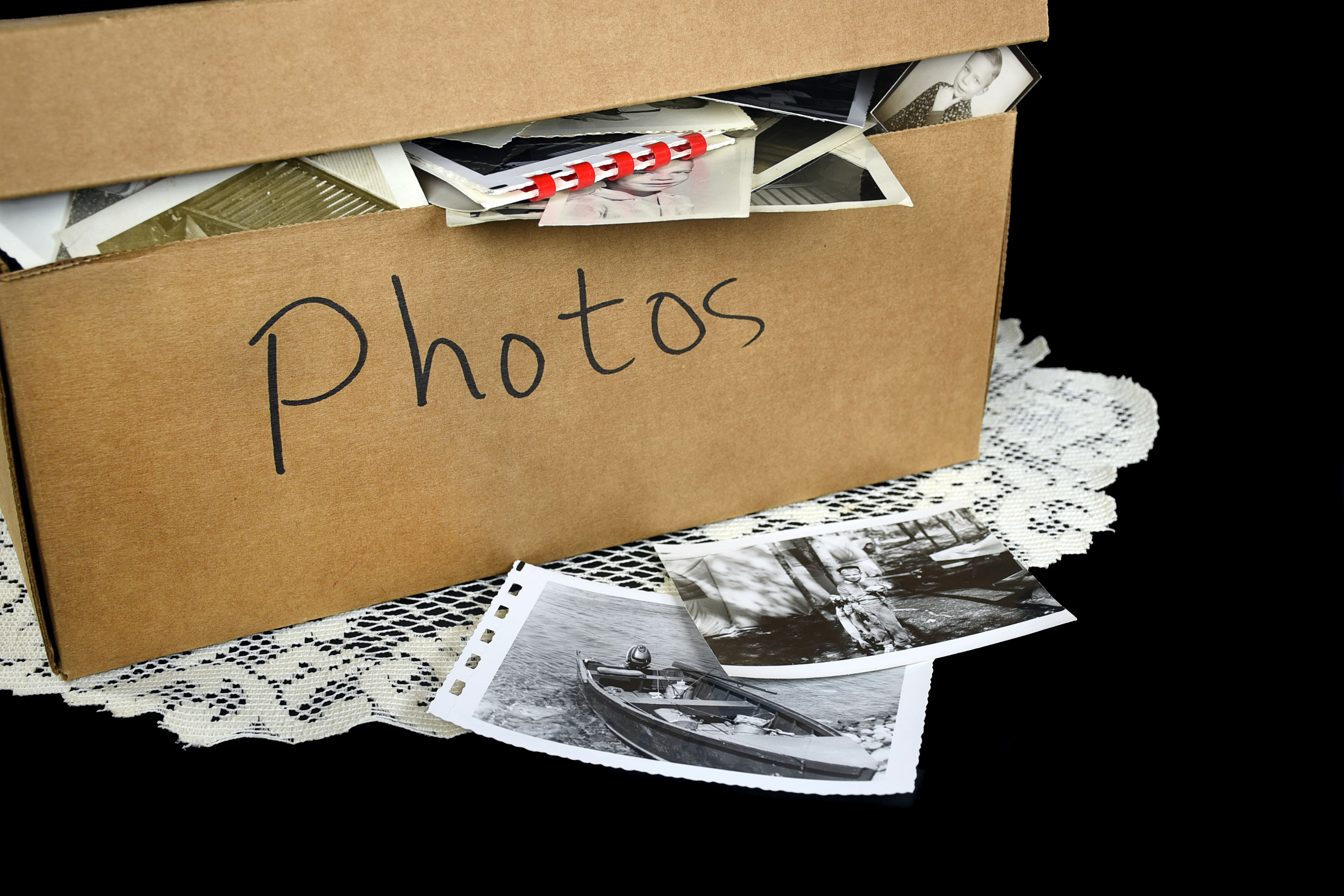 GettyImages-597215652_1610x906 box with lots of photos