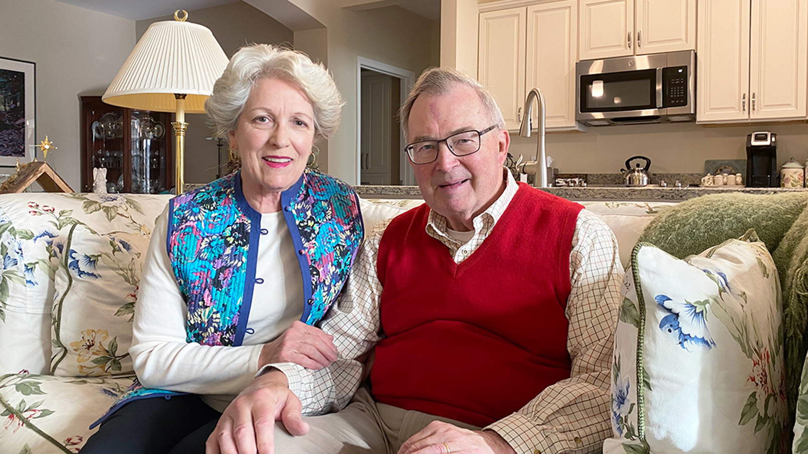 Residents of Windsor Run enjoy their apartment home and all of the security and fun that comes with worry-free retirement living.
