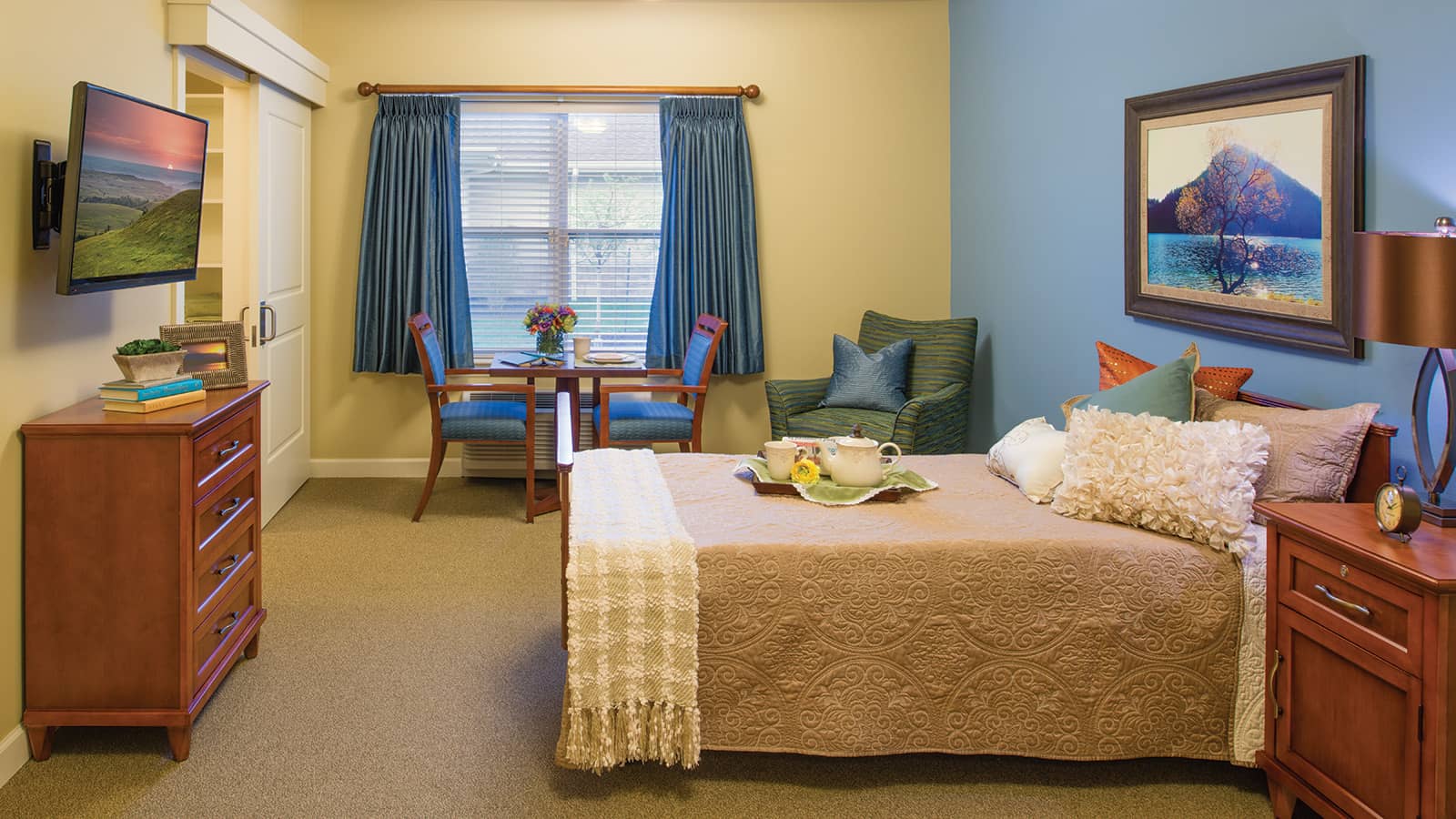 Tallgrass Creek Continuing Care Bedroom