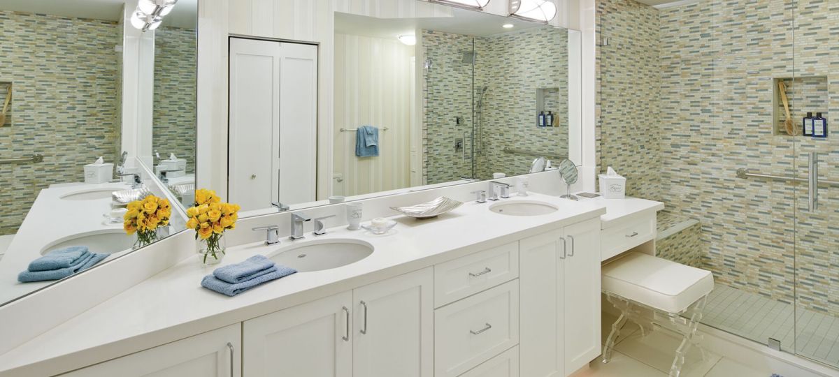 Spacious bathroom