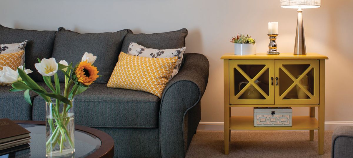 Image of the Kemah living room.