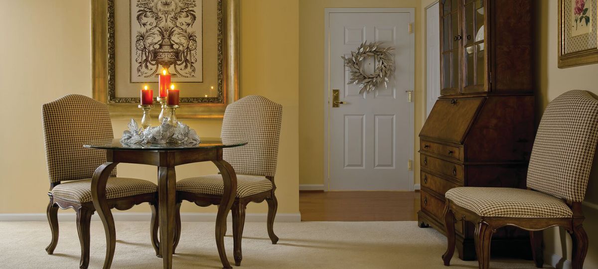 Image of the Hastings dining area.