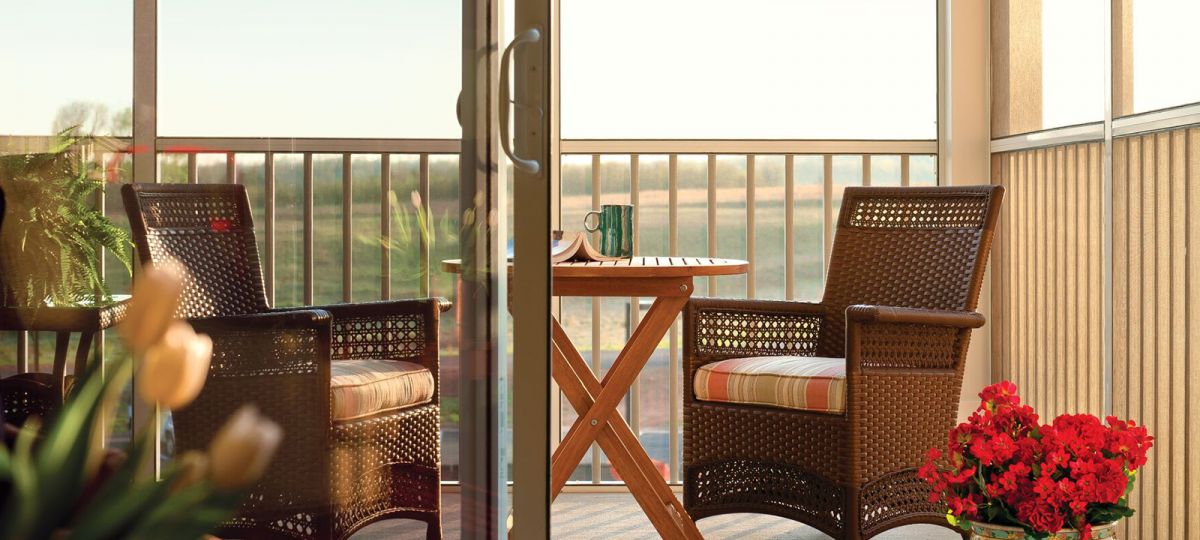 Image of the Madison porch.