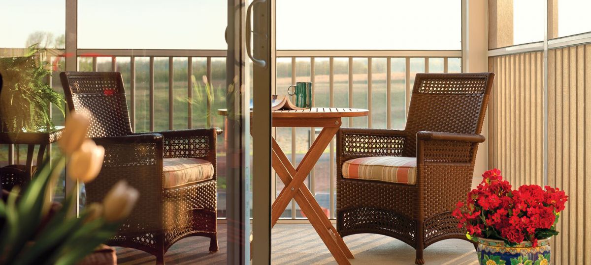 Image of the Brazos screened-in porch.