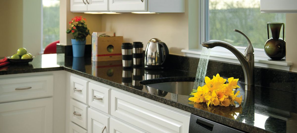 Kitchen in Washington apartment home.