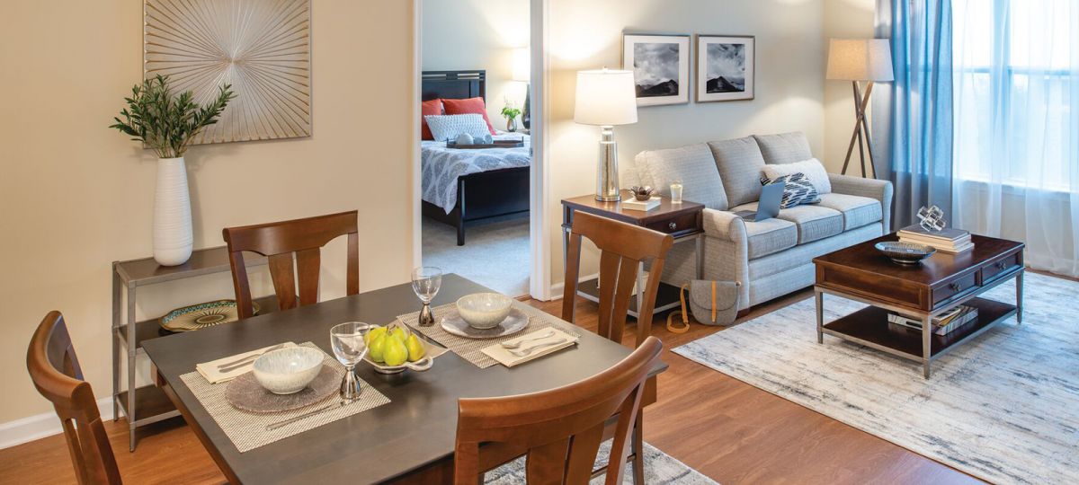 Image of the Radcliffe living and dining area.