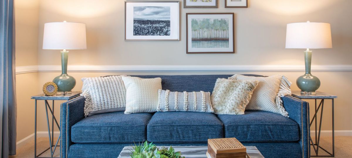 Image of the Hastings living room.