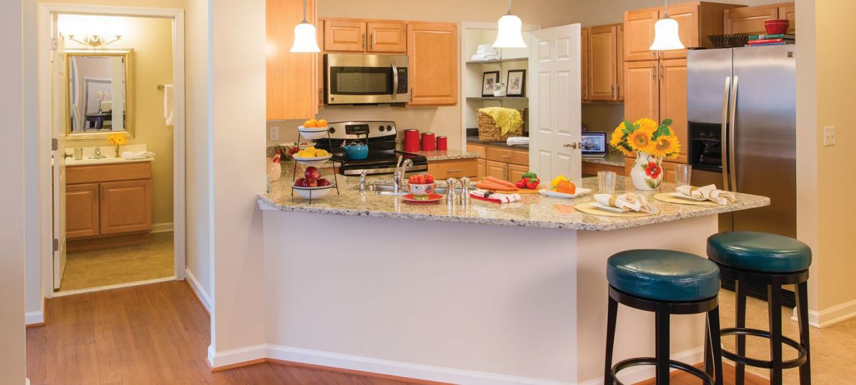 Image of the Pearson kitchen and dining area.