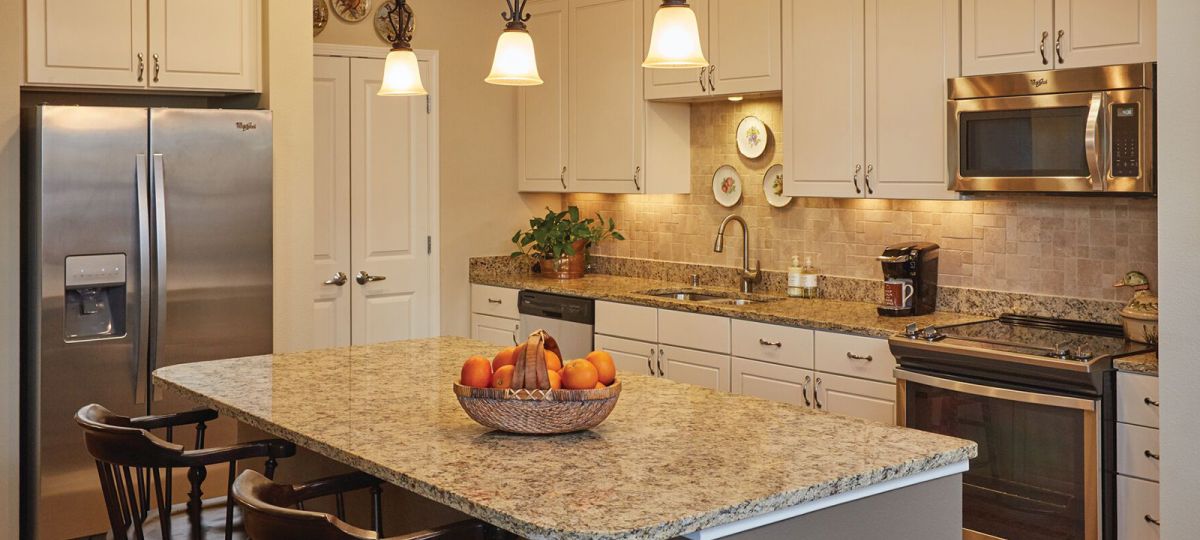Image of the Zachary kitchen.