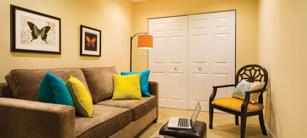 Bonus room with additional seating.