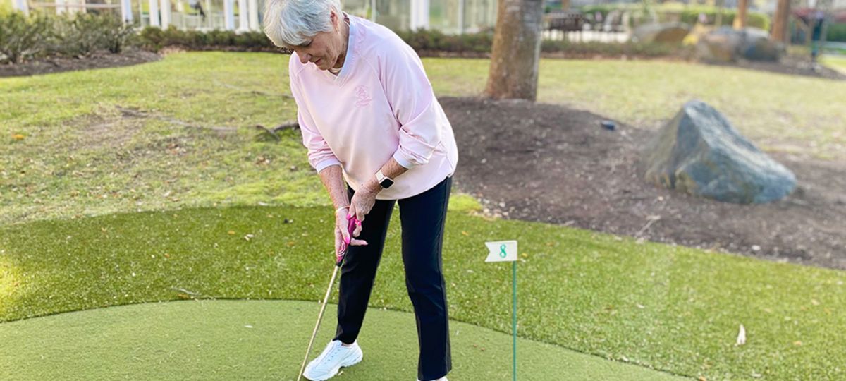 MGC_0322_YvonneSuarex_1610x906 Maris Grove resident golfing