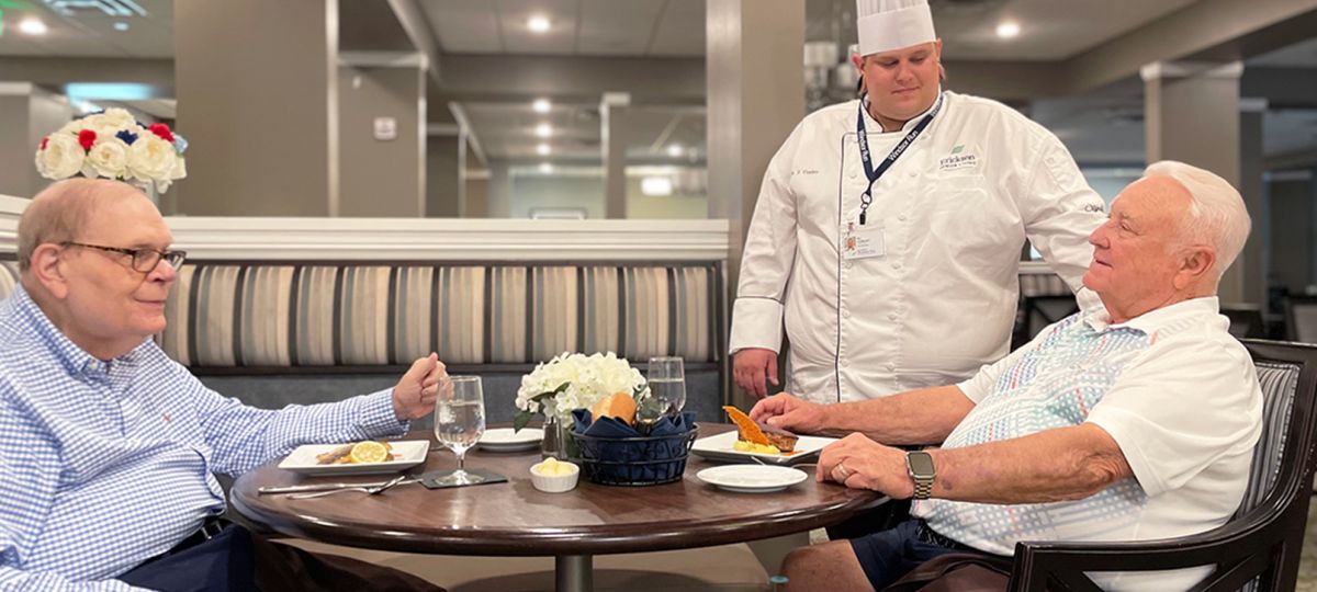 Residents at Windsor Run enjoy a variety of delicious food and dining experiences at the community's restaurants.