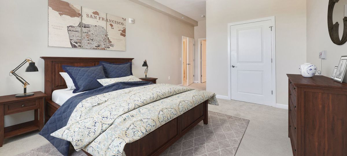 Dunhill bedroom