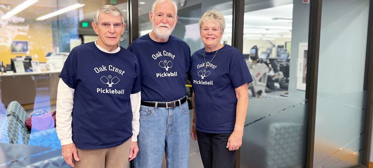 Oak Crest Neighbors Look Forward to a New Year of Worry-Free Living