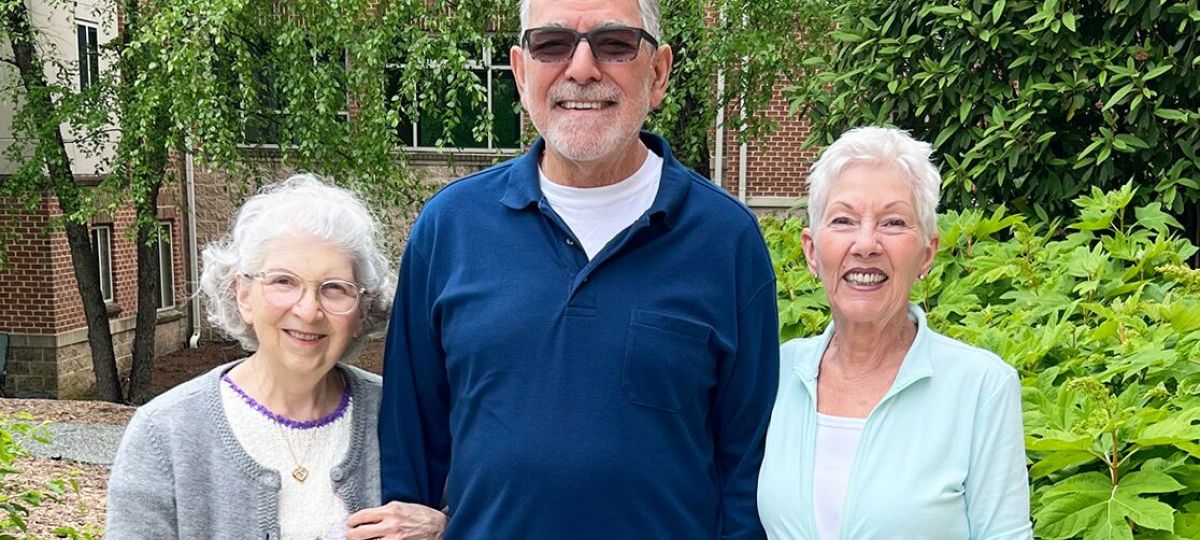 Maris Grove residents