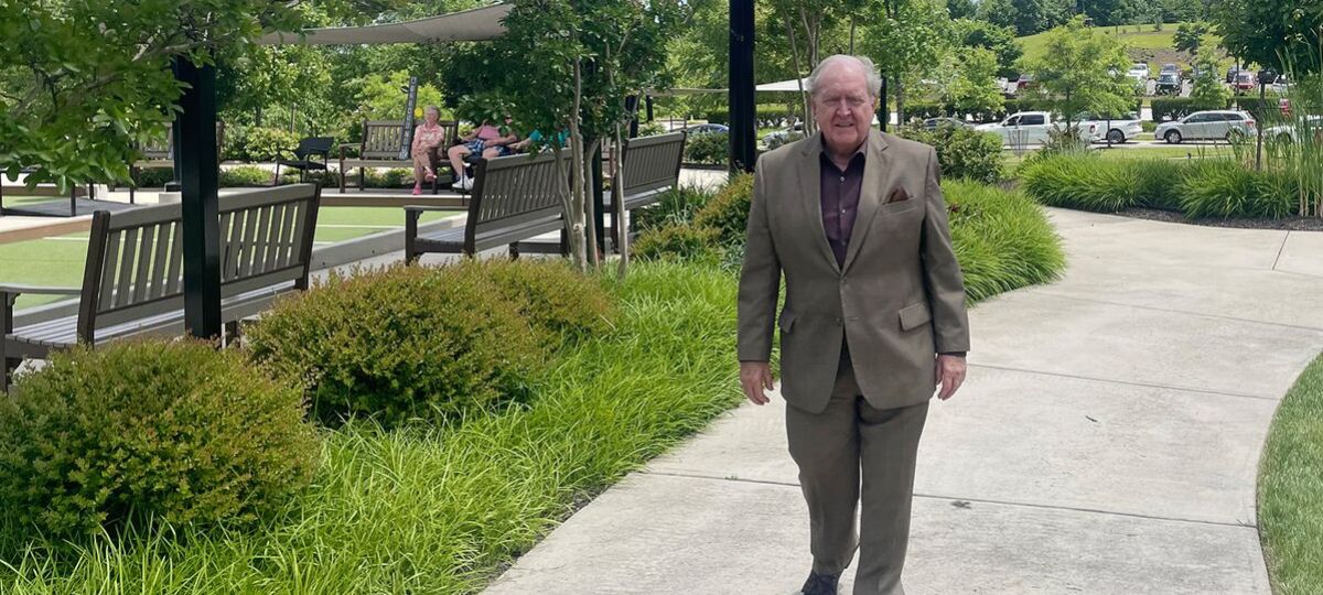 Don Beutel Loves All the Amenities Available at Oak Crest