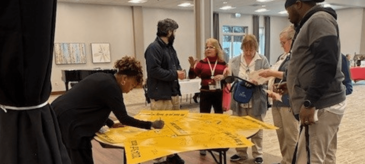 Oak Crest Rewards Hourly Team Members for a Job Well Done