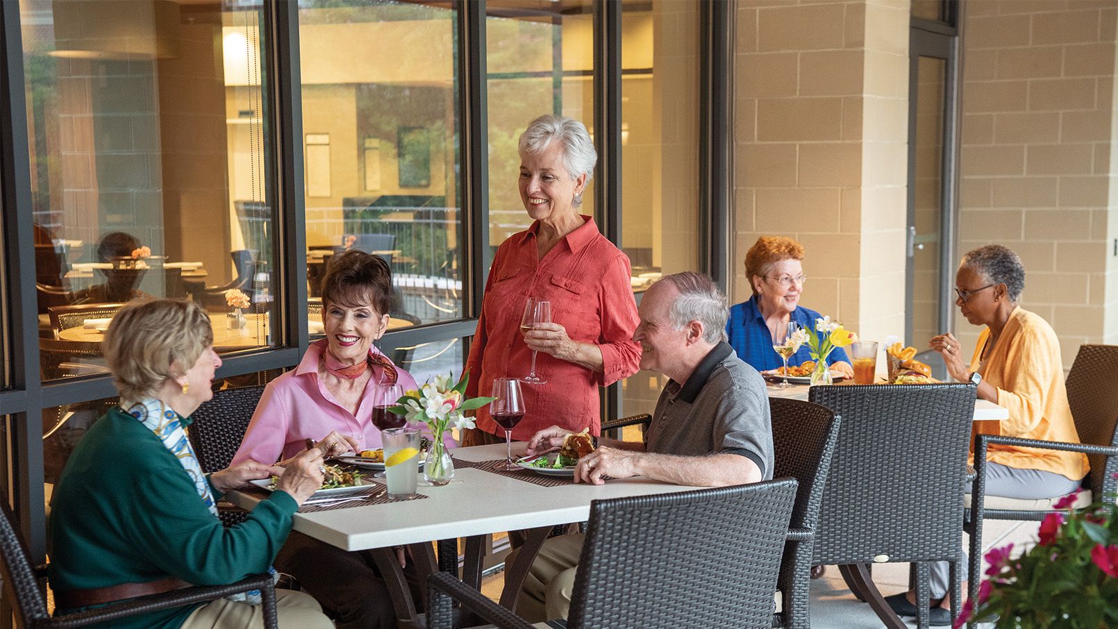 Greenspring residents dining