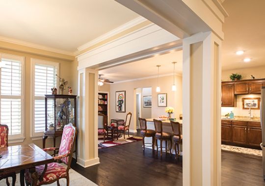 Image of the Zachary formal dining room.