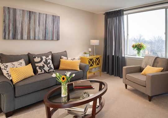 Image of the Brighton living room.