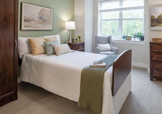 Riderwood Assisted Living Bedroom