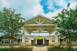 Eagle’s Trace Continuing Care Neighborhood Named A Best Nursing Home By U.s. News &Amp; World Report  image
