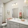 Oxford Hills - Deluxe Two Bedroom - Bathroom