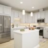 Oxford Hills - Deluxe Two Bedroom - Kitchen